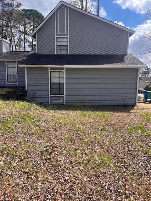 Homes For Sale - 5441 Biffle Court<br/> Stone Mountain, GA 30088