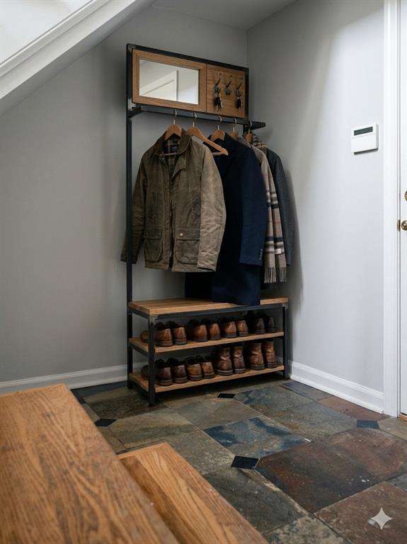 1490 N Crossing Circle NE