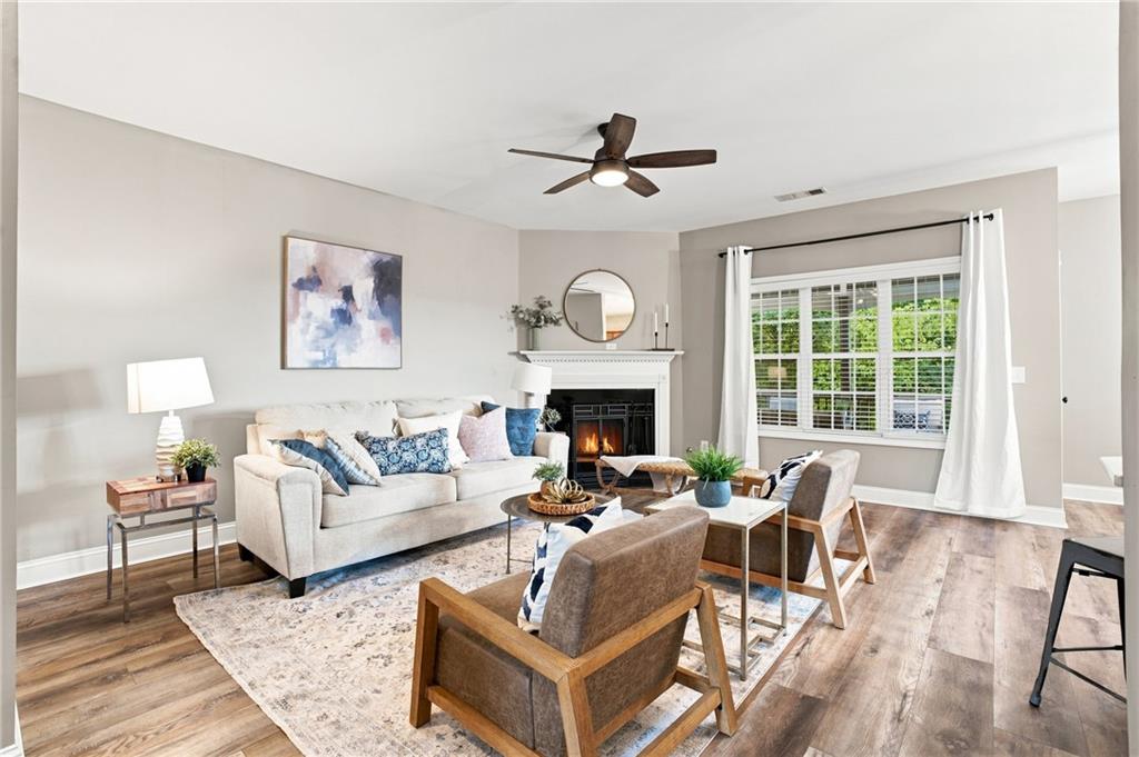 423 Crestmont Lane