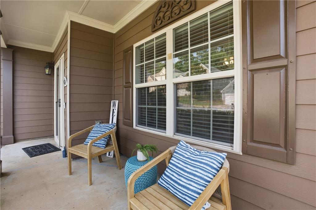 423 Crestmont Lane