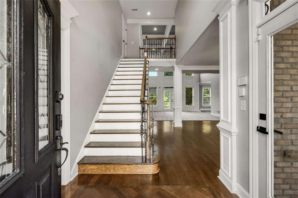 1950 LANCASTER Drive SE