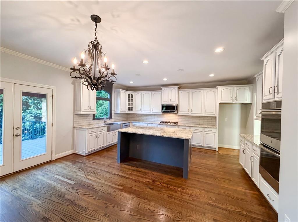 3001 Moss Stone Lane