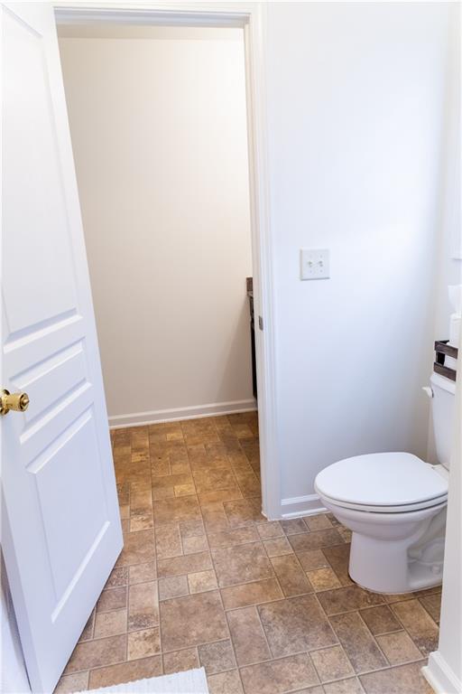 6175 Beaver Crossing Drive, Cumming, Georgia image 24