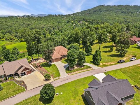 A home in Blairsville