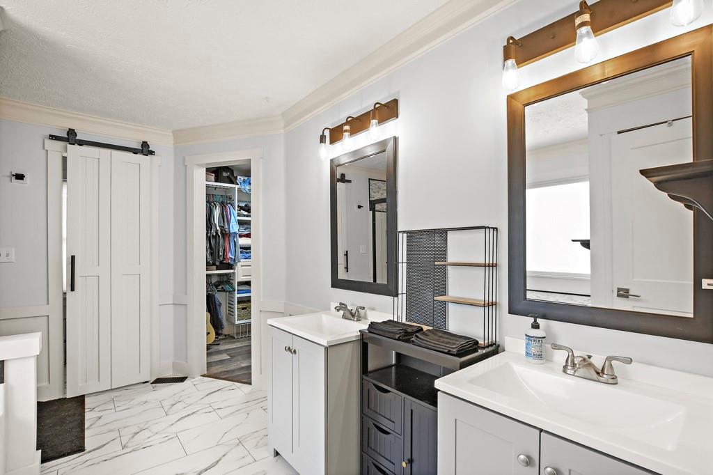 302 Bennett Farms Court