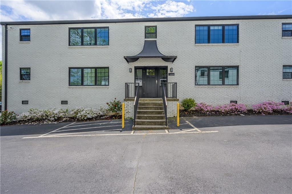 905 BRIARCLIFF Road NE 2