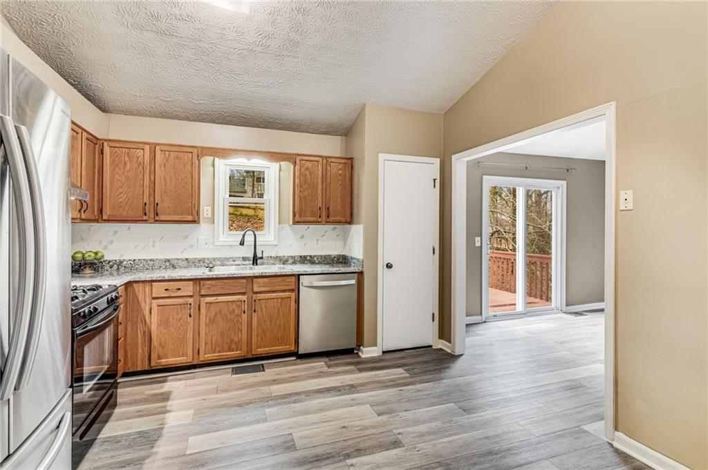 Colony Glen - Residential Lease