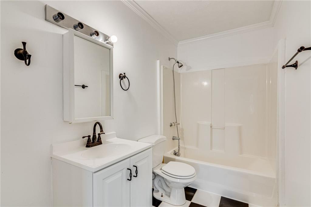 Colony Glen - Residential Lease