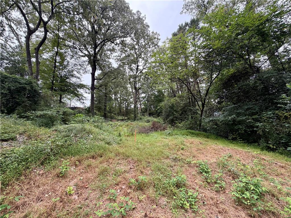 320 Brentwood Drive NE