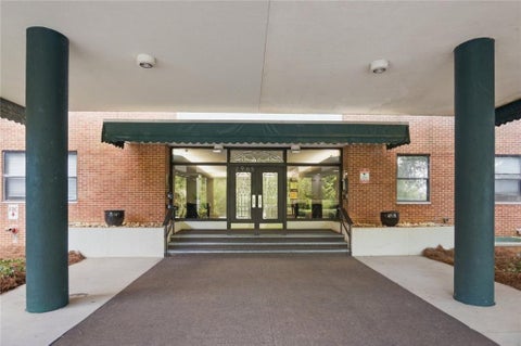 Condo For Sale - 2965 Pharr Court South #609<br/> Atlanta, GA 30305