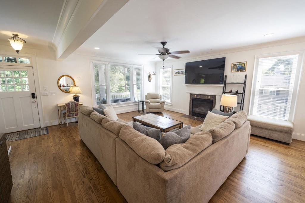 1164 Baylor Street NW