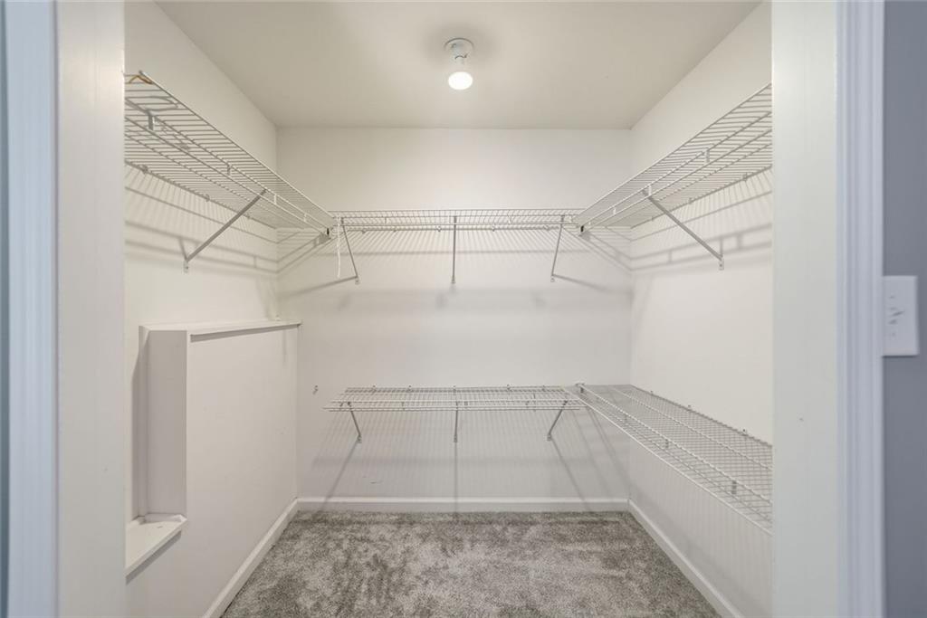 LAURIAN PARK - Residential