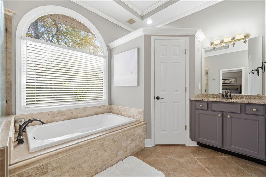 LAURIAN PARK - Residential