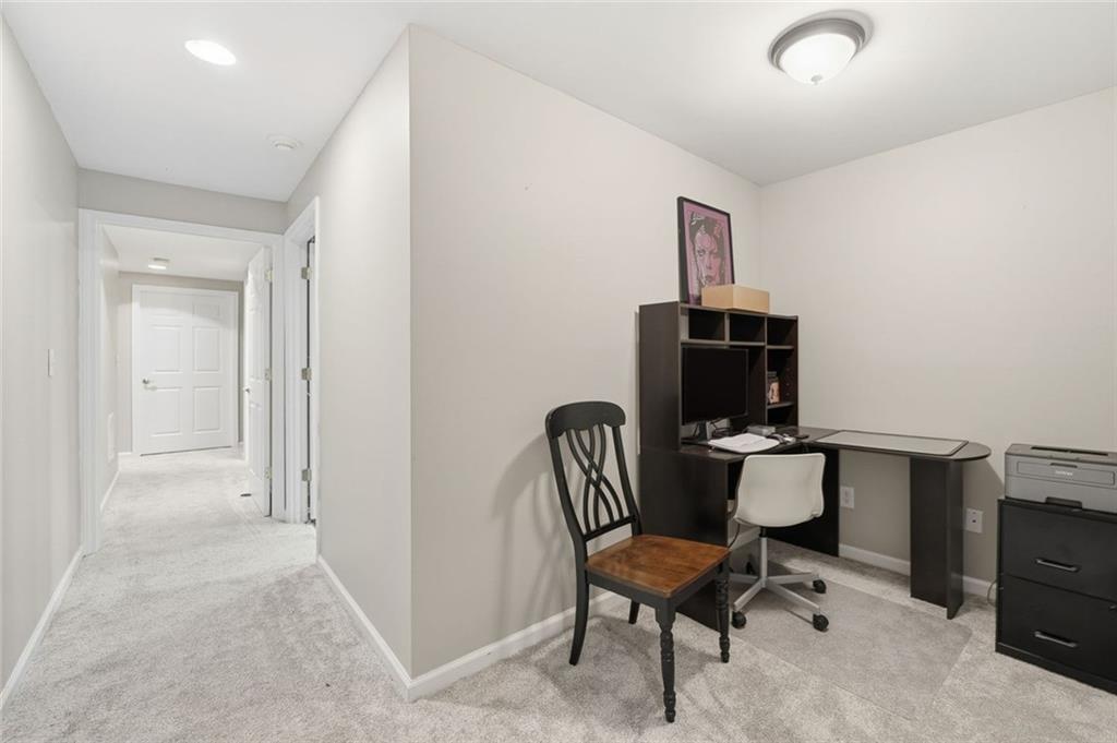 LAURIAN PARK - Residential