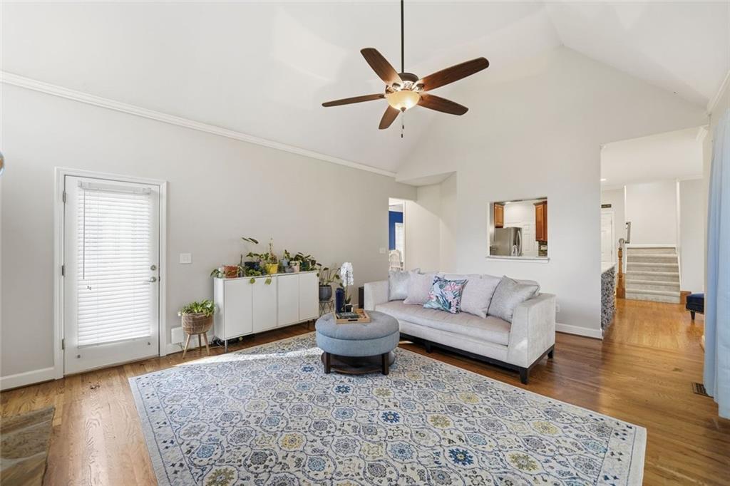 LAURIAN PARK - Residential