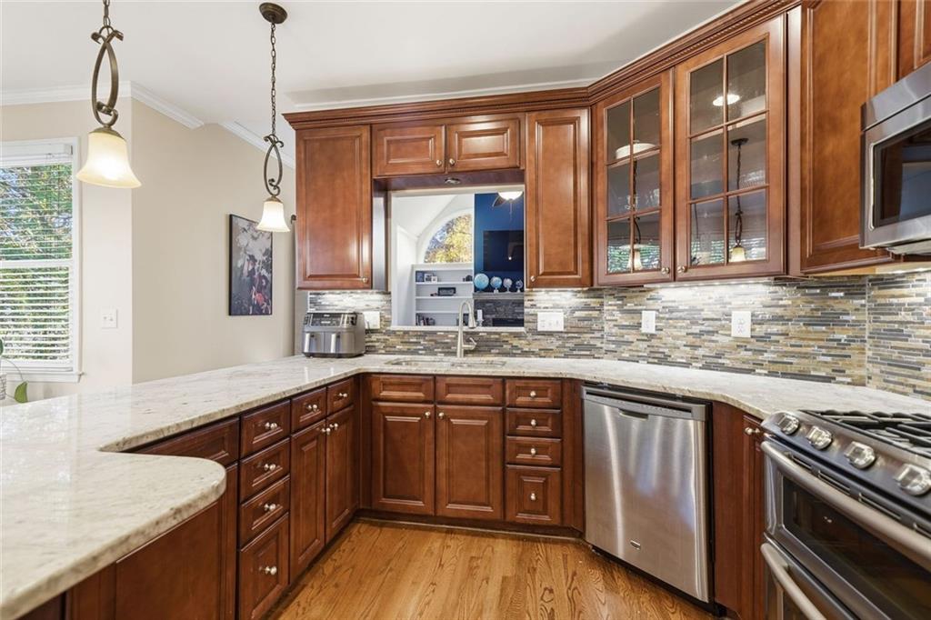 LAURIAN PARK - Residential