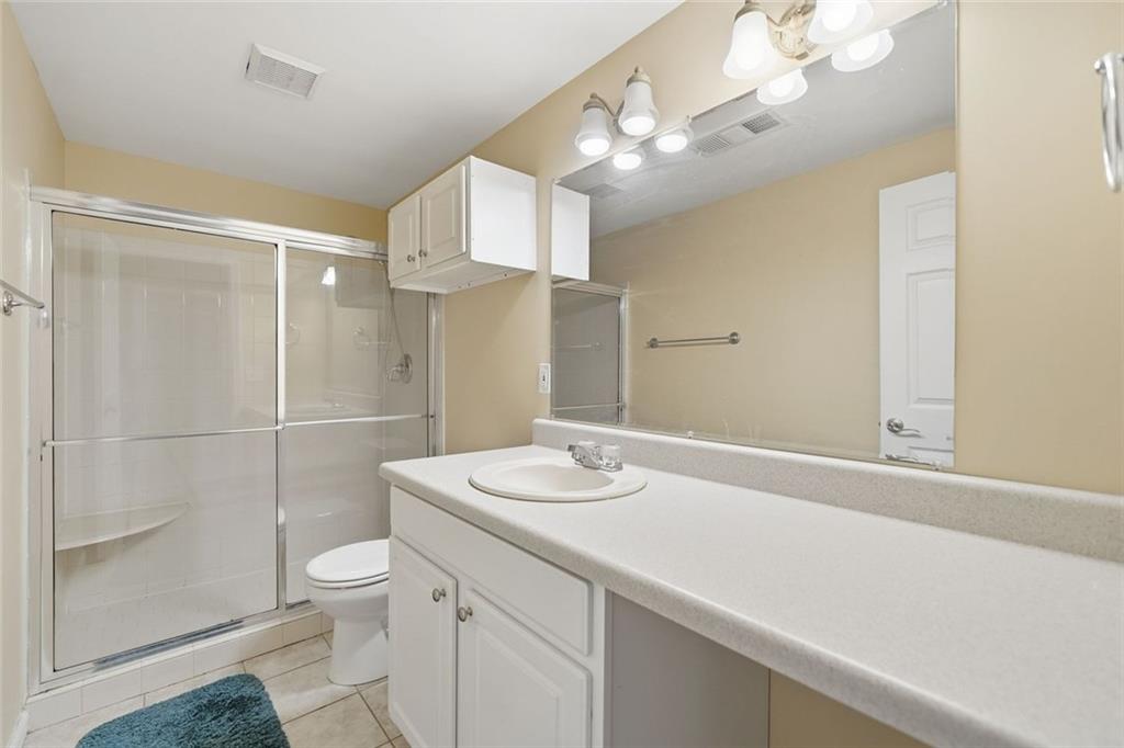 LAURIAN PARK - Residential