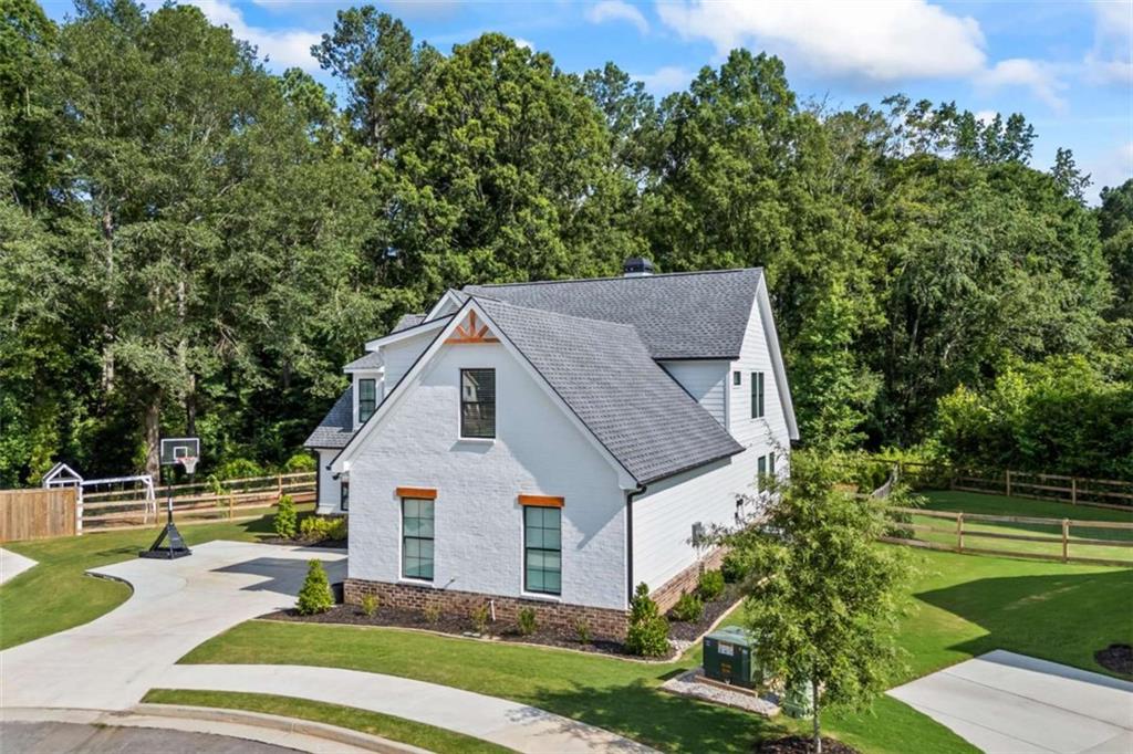 509 Mill Farm Lane