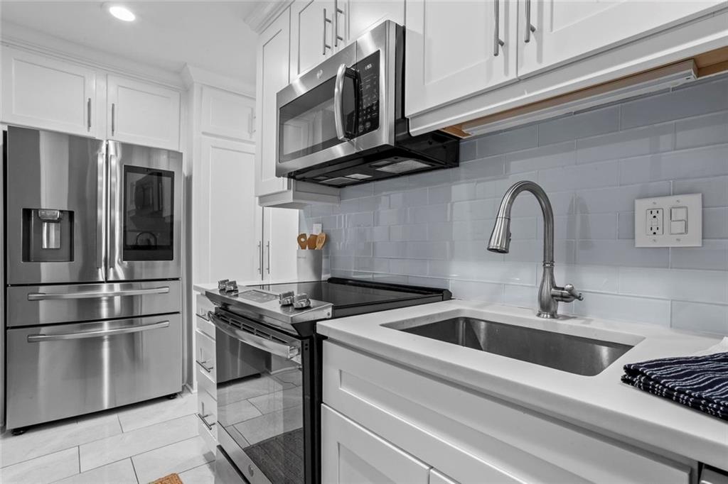 30 5th Street NW 702