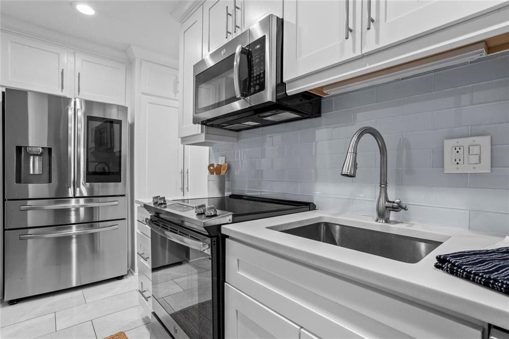 30 5th Street NW 702