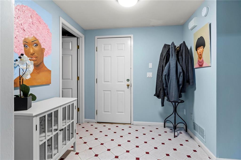 2518 Oakwood Way, Smyrna, Georgia image 31