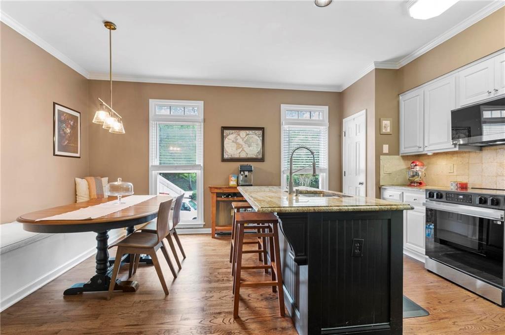 2518 Oakwood Way, Smyrna, Georgia image 11