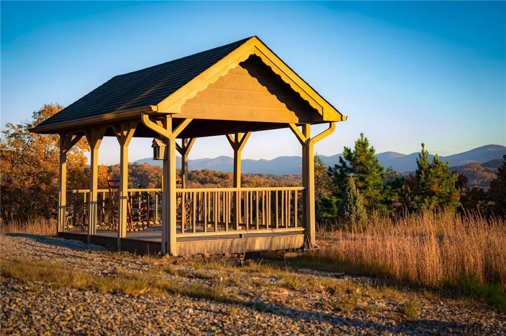 458 Blue Berry Ridge