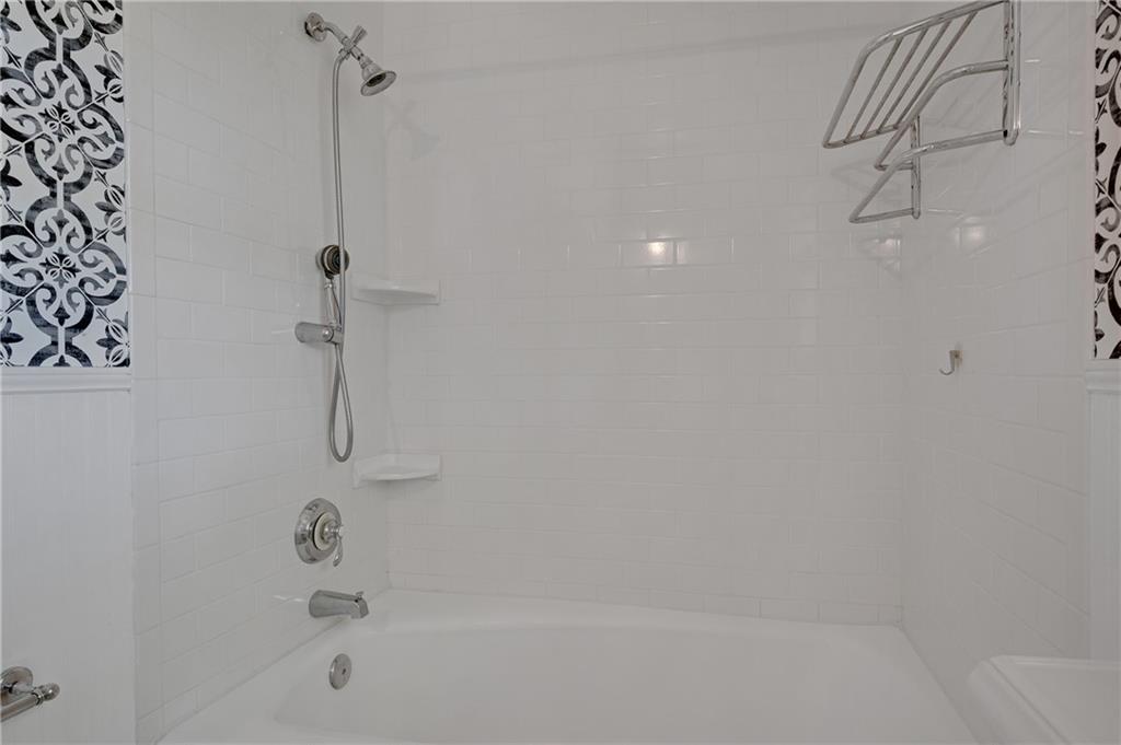 1486 Kings Down Circle, Dunwoody, Georgia image 30