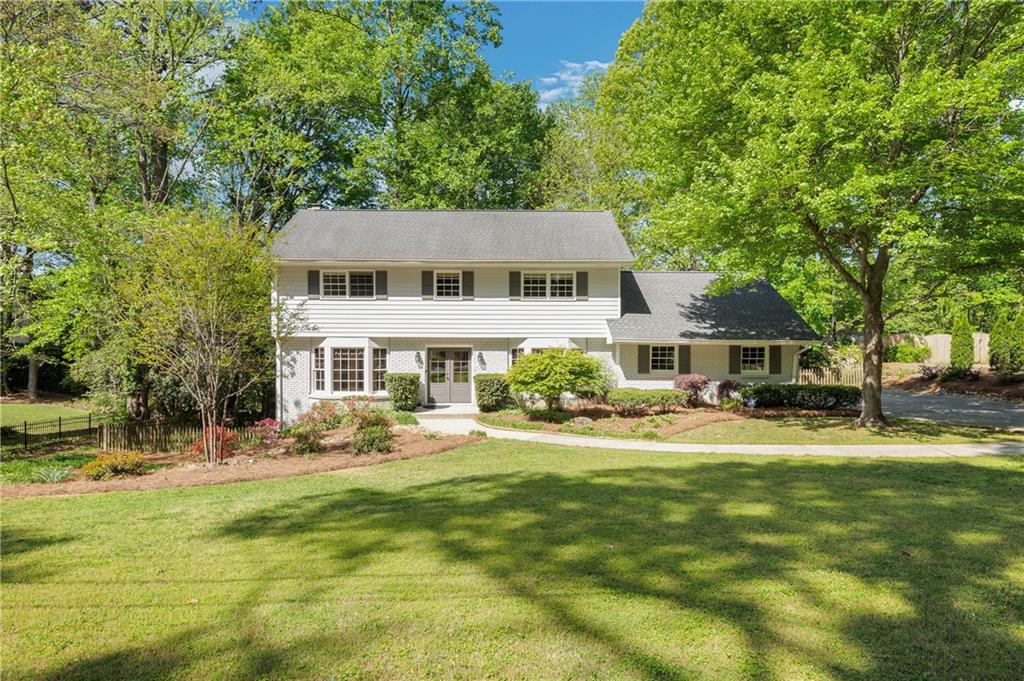 1486 Kings Down Circle, Dunwoody, Georgia image 1