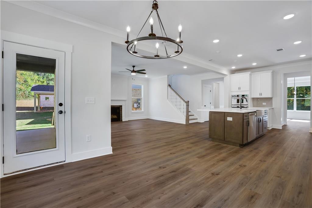 7004 Manchester Drive, Flowery Branch, Georgia image 24