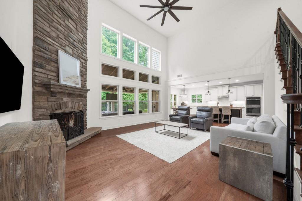 4435 Manor Creek Dr