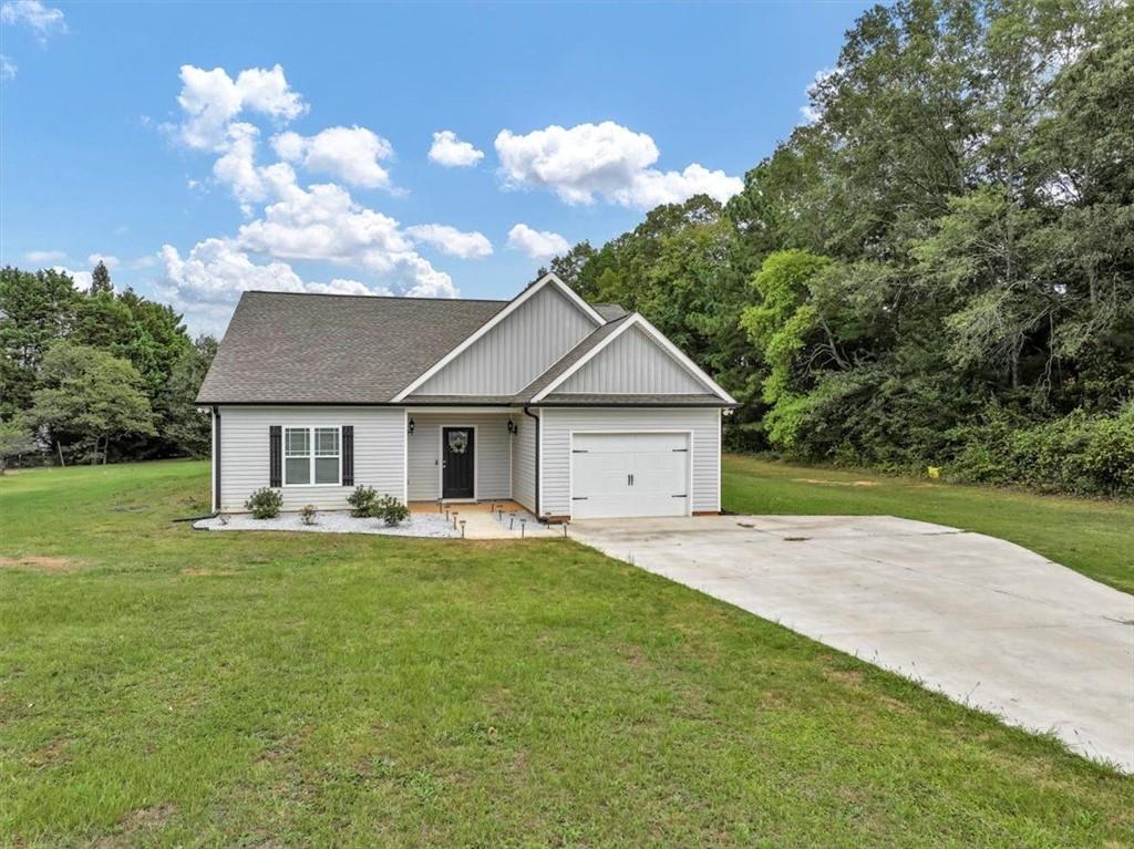 112 Jessica Drive, Griffin, Georgia image 3