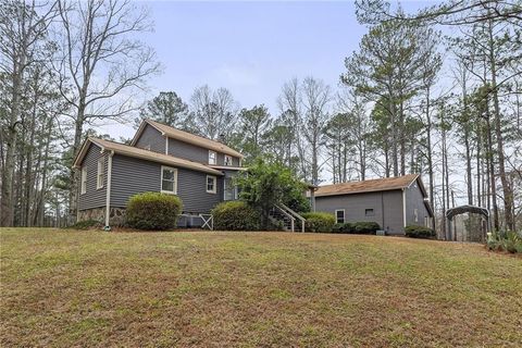 A home in Newnan