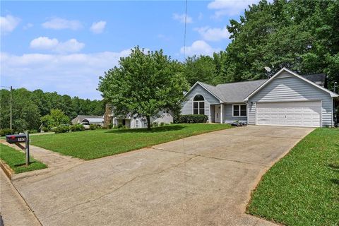 A home in Mcdonough