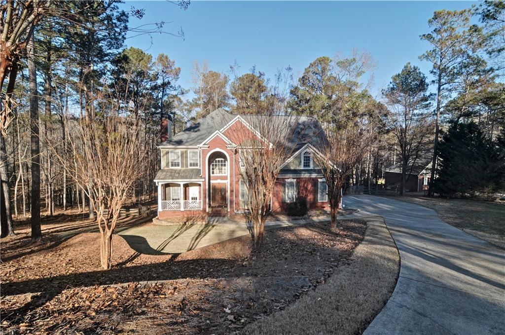 The Falls of Cherokee - Residential Lease