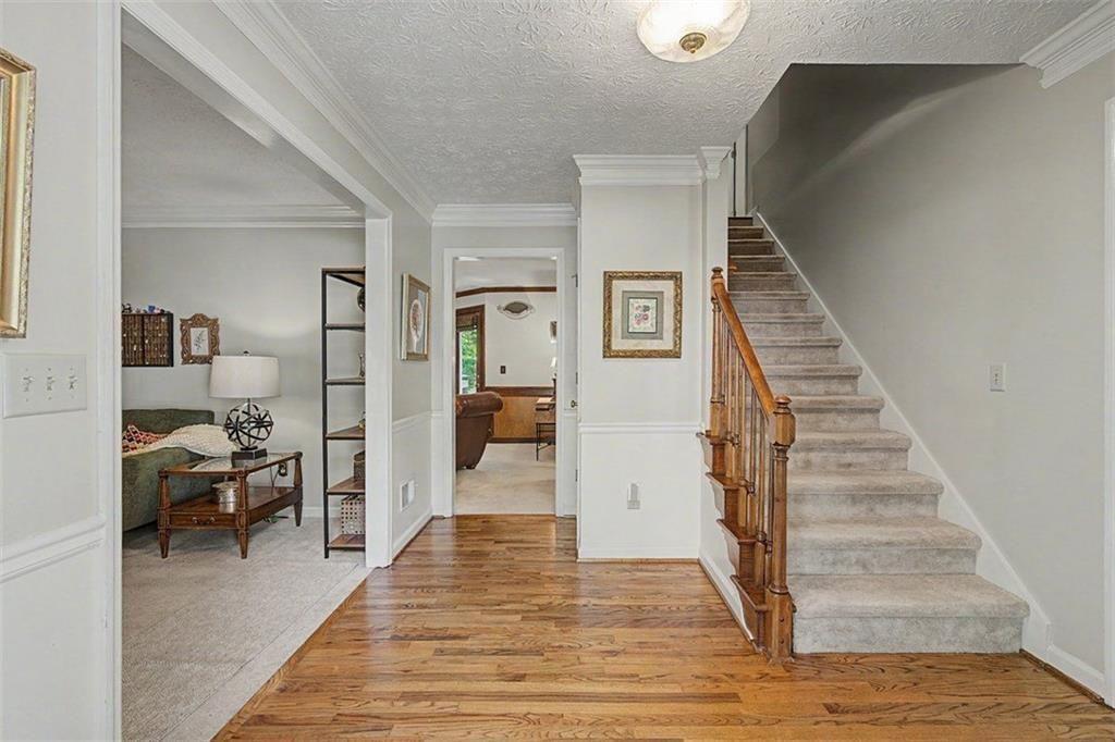 4802 Thornwood Drive