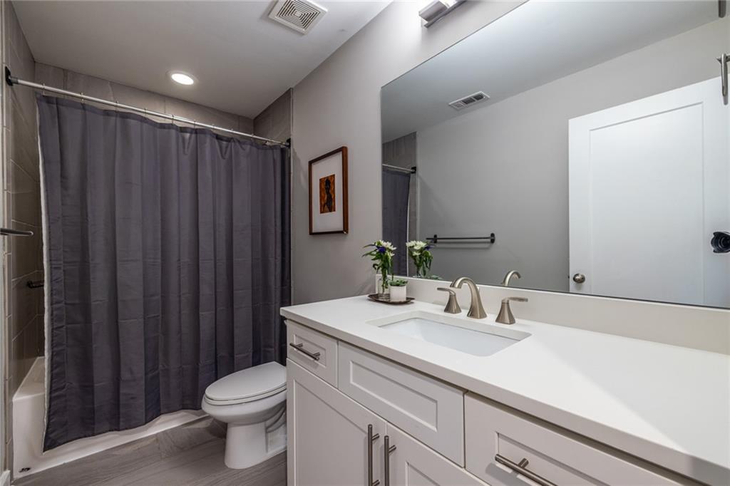 2465 Rockcliff Road, Atlanta, Georgia image 33