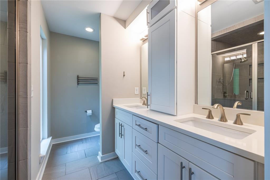 2465 Rockcliff Road, Atlanta, Georgia image 24
