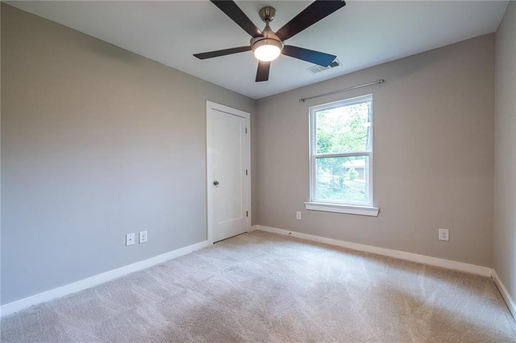2465 Rockcliff Road, Atlanta, Georgia image 31