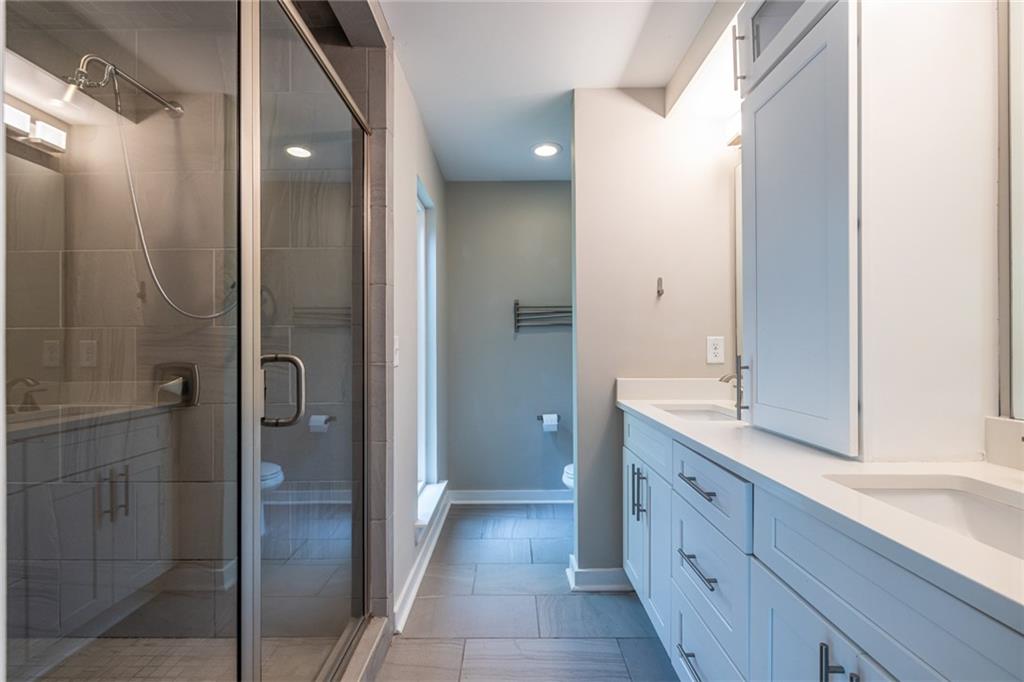 2465 Rockcliff Road, Atlanta, Georgia image 27