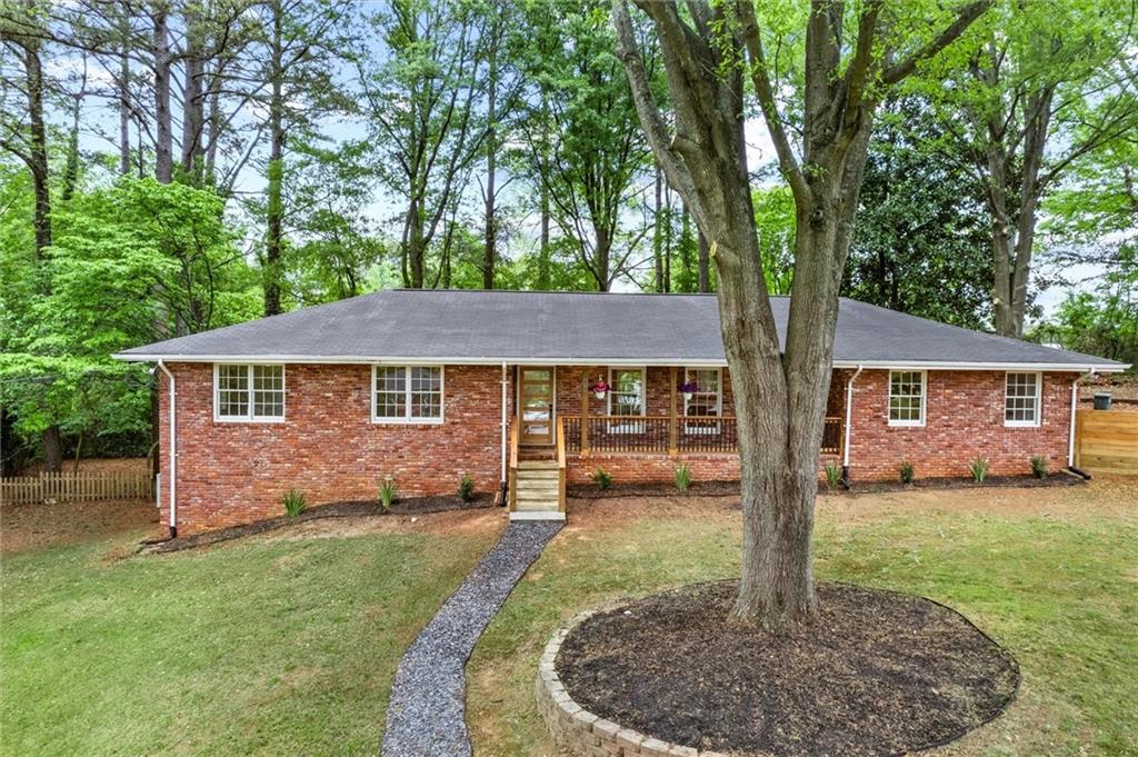 800 Kiowa Drive, Marietta, Georgia image 1