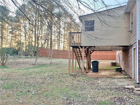 A home in Powder Springs