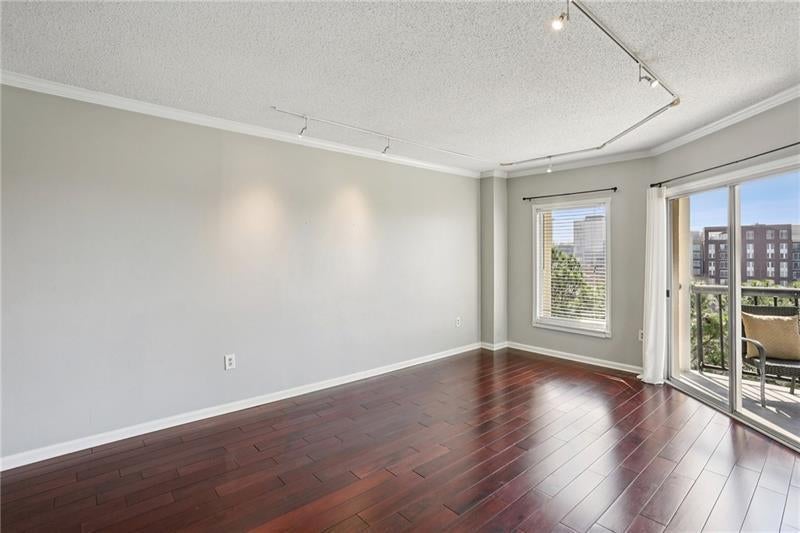 1 Biscayne Drive NW PH6