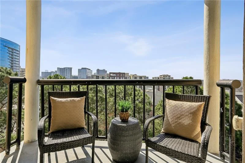 1 Biscayne Drive NW Unit PH6