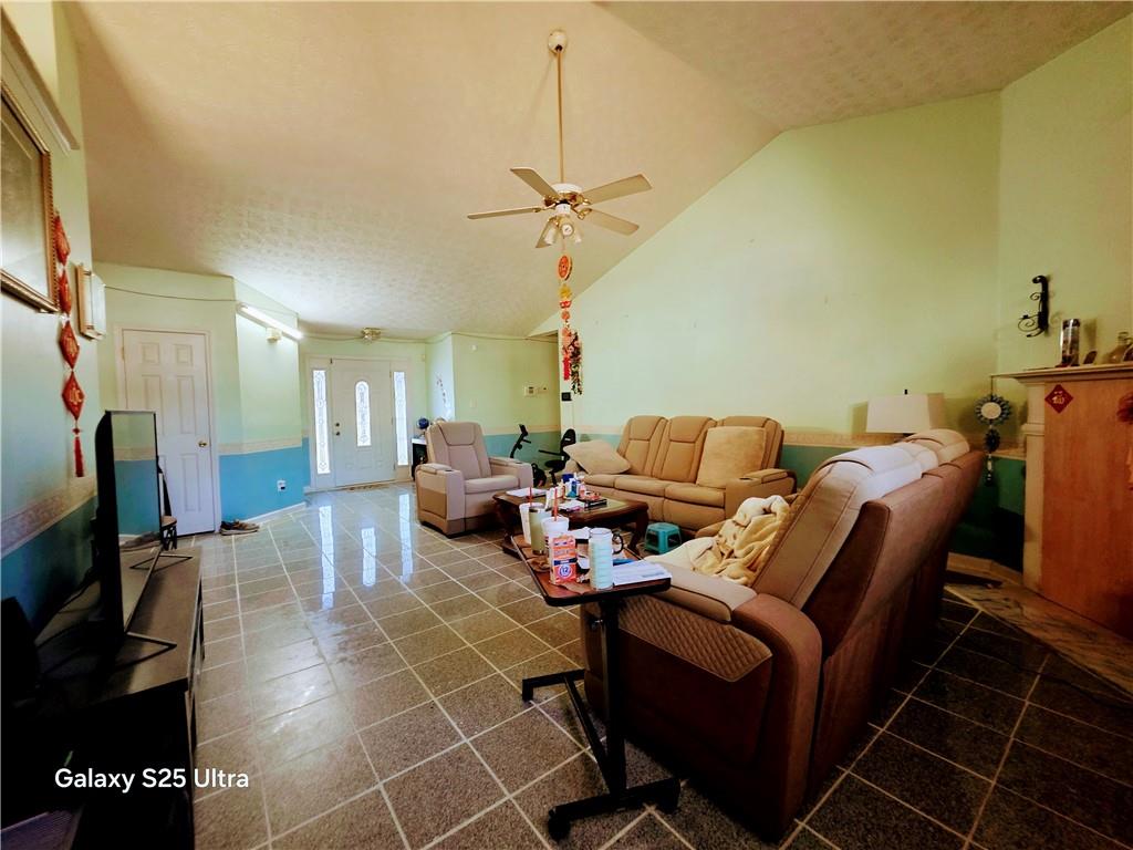 329 Sunnyside Court