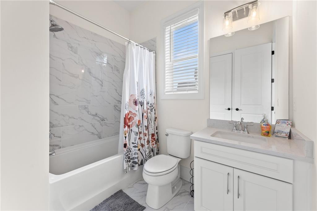 3330 Carswell Bend, Cumming, Georgia image 32
