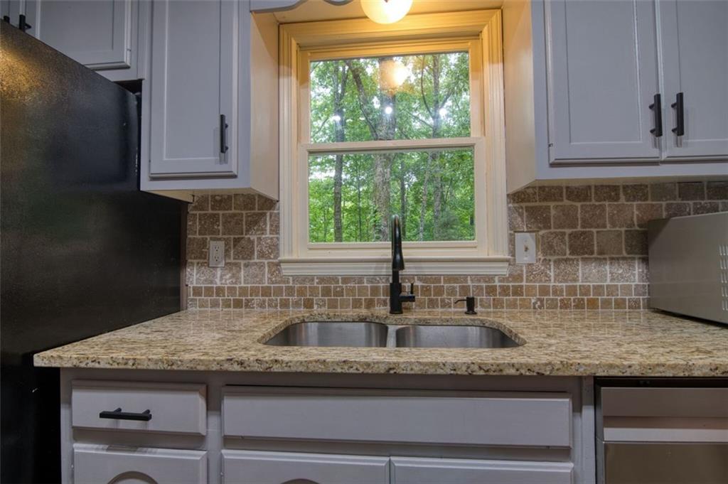 34 Sassafras Grove, Dawsonville, Georgia image 11