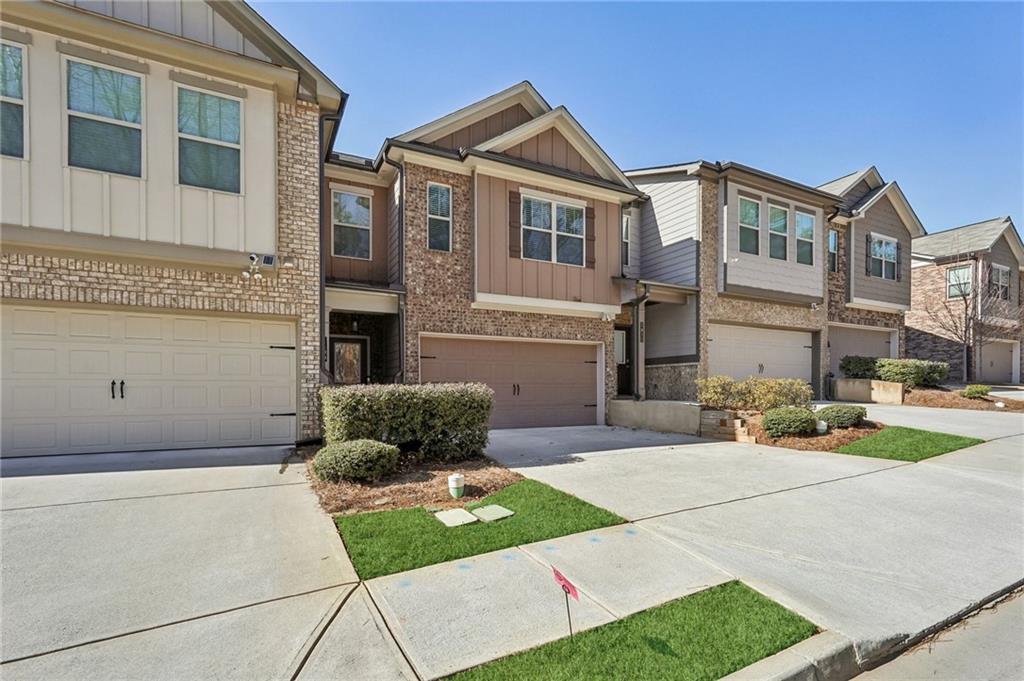 1400 Sugar Glen Court