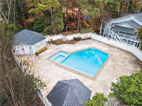 Bentley Ridge - Residential