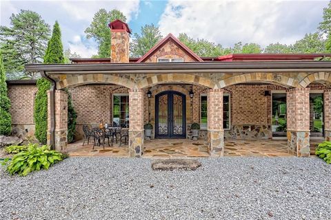 Homes For Sale - 1422 Wolffork Road<br/> Rabun Gap, GA 30568